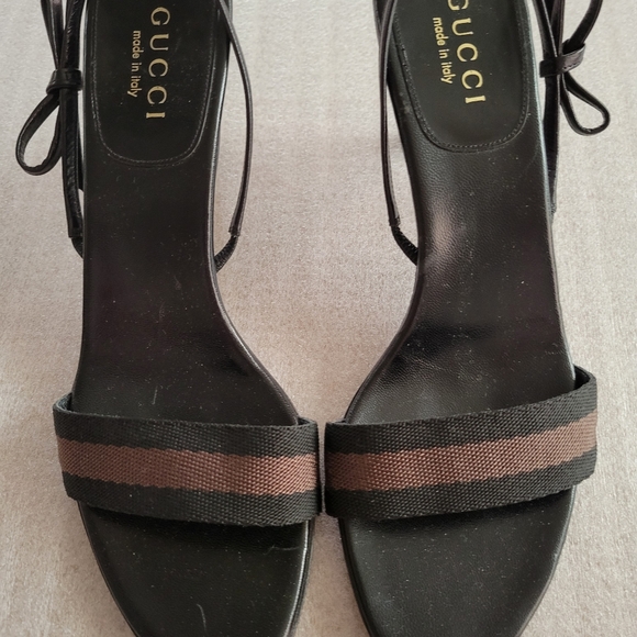 Gucci Shoes - Gucci Black and Brown Sandals